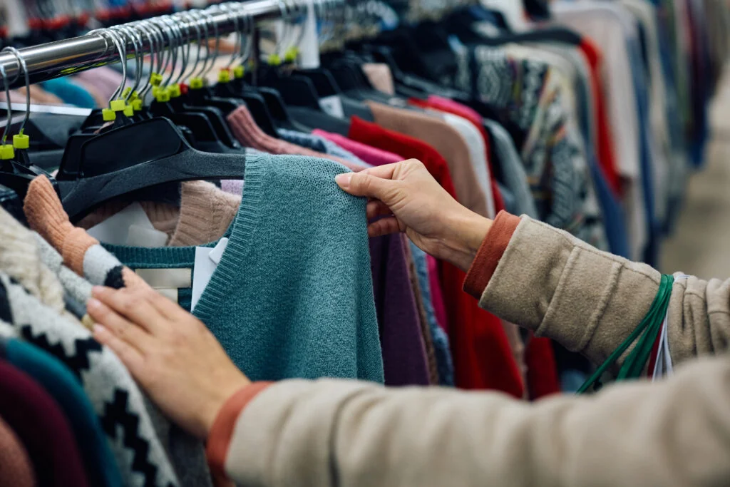 Second-Hand-Kleidung
